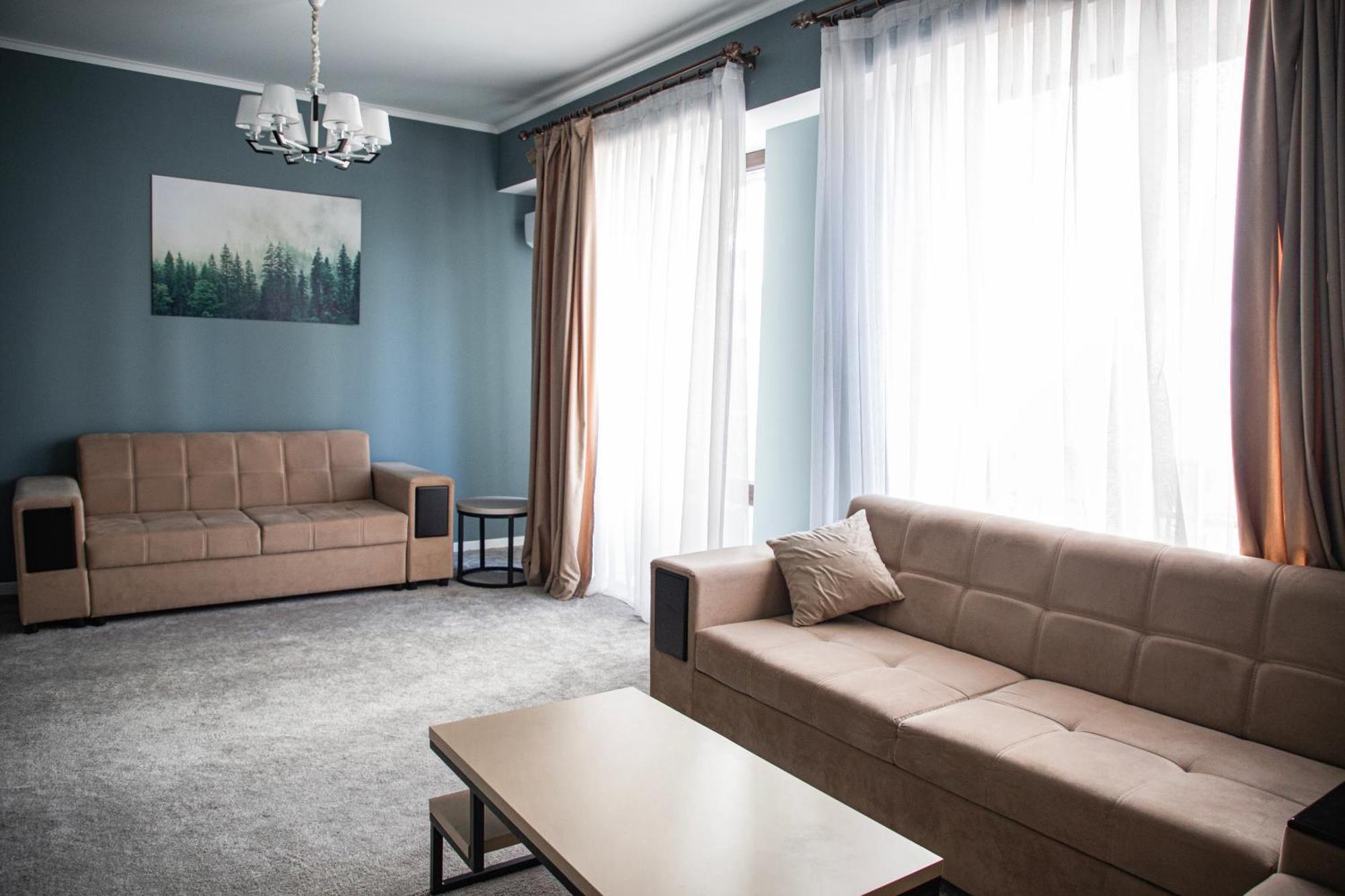 Casablanca Apart Hotel Bishkek Bagian luar foto