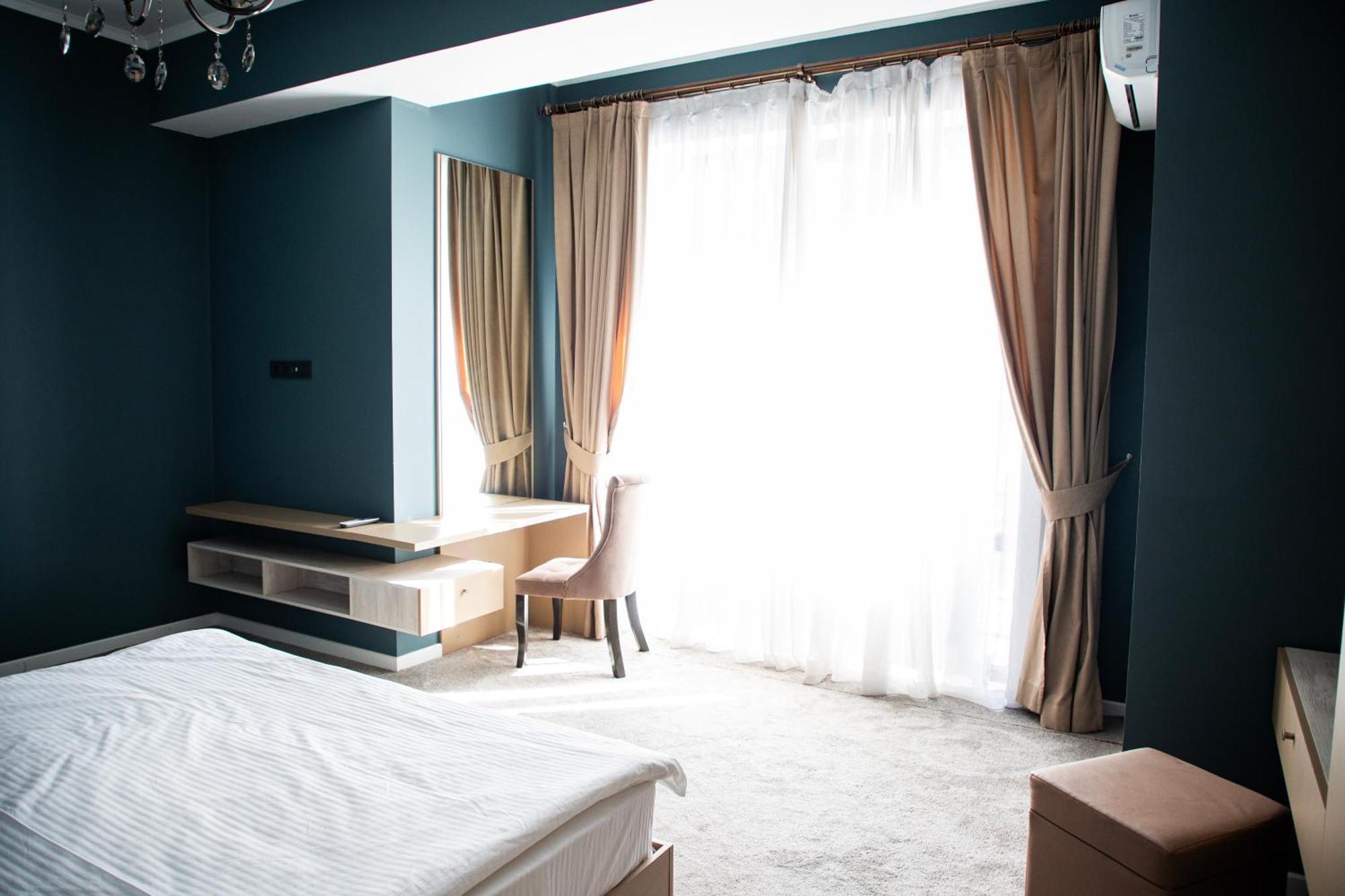 Casablanca Apart Hotel Bishkek Bagian luar foto